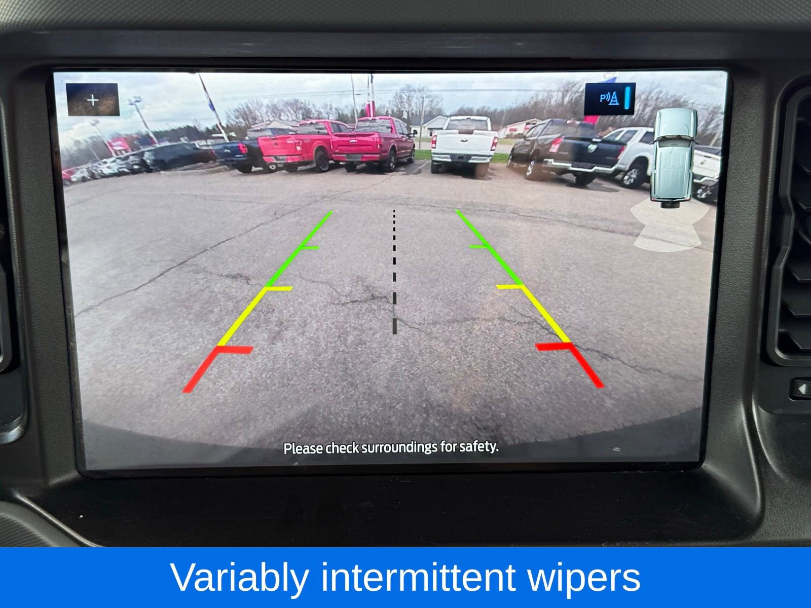 Used 2023 Ford Bronco Everglades image 36