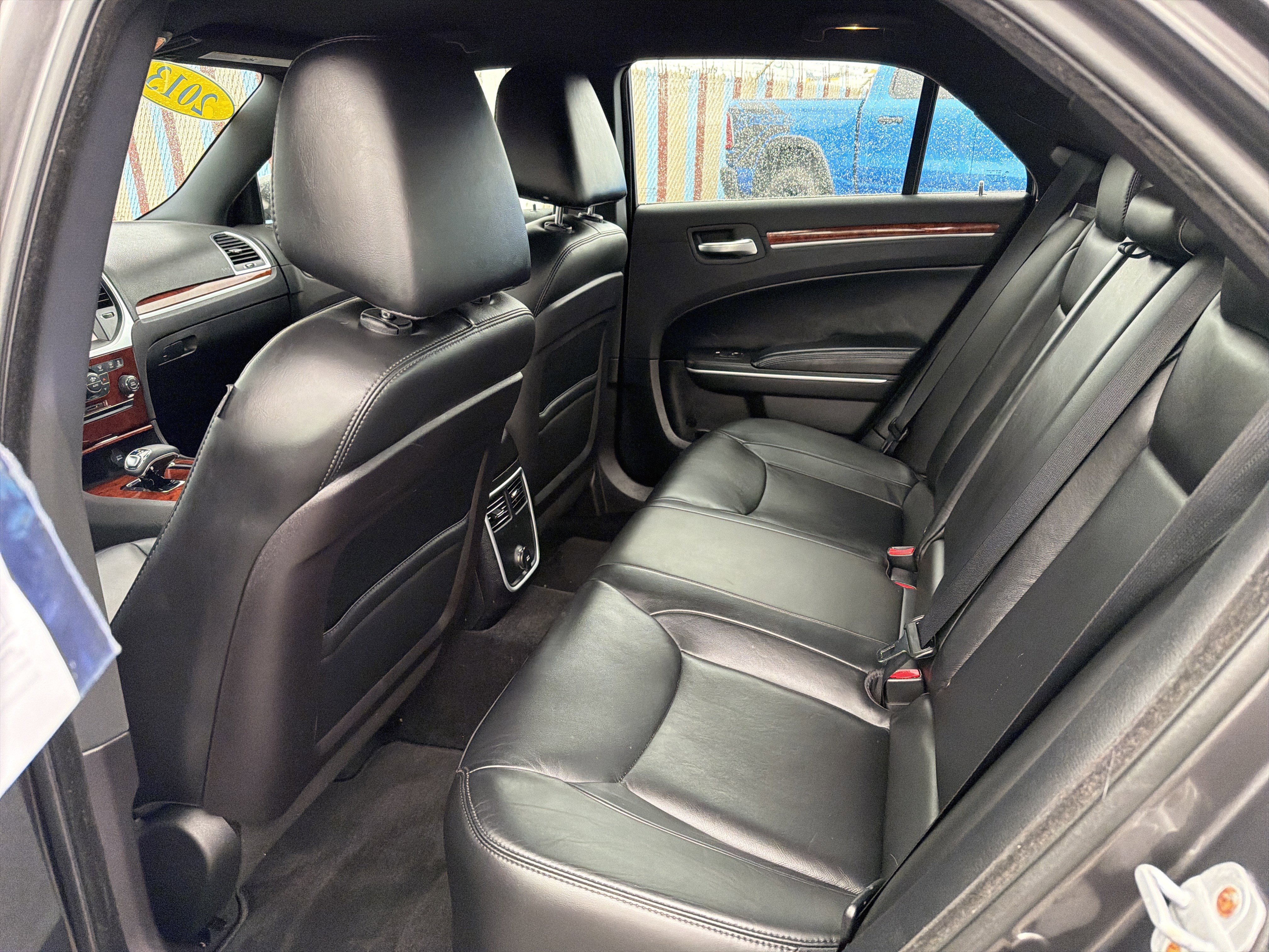 Used 2013 Chrysler 300 image 11