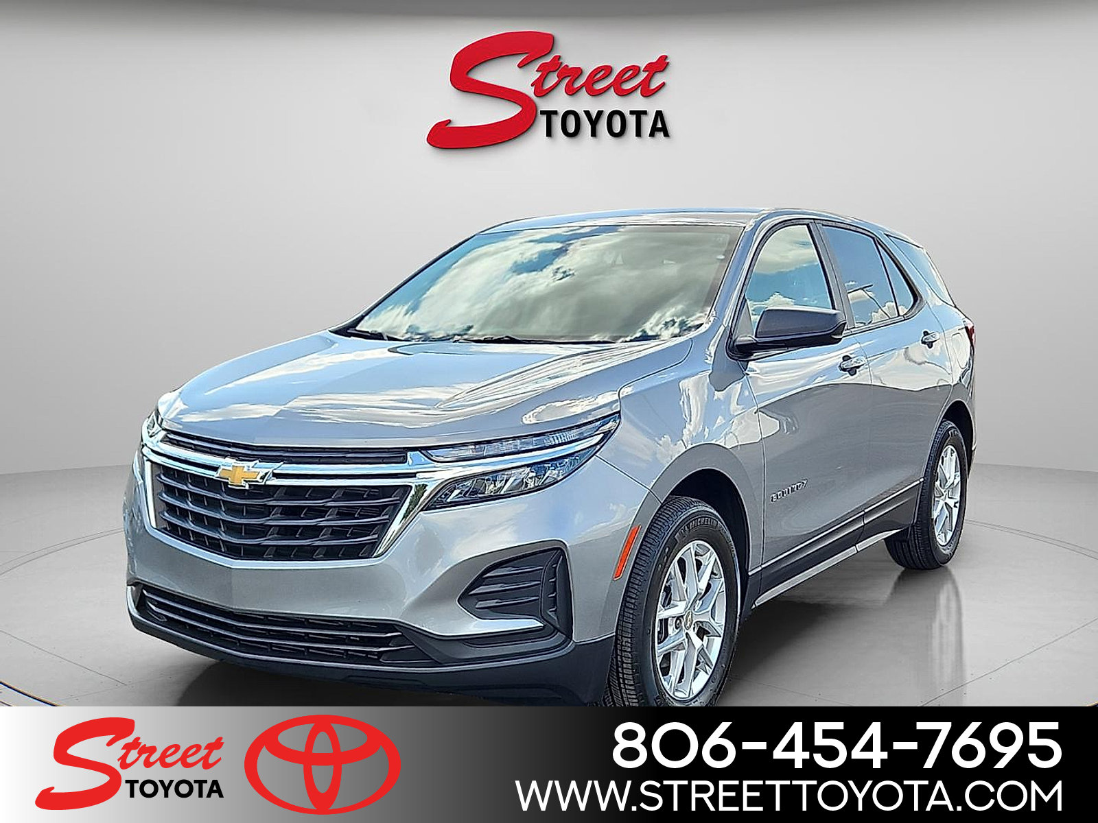 Used 2024 Chevrolet Equinox LS w/ LS Convenience Package