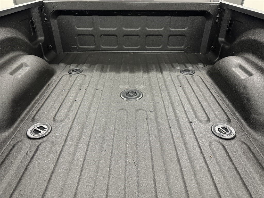 Used 2019 RAM 2500 Laramie AWD/4WD image 13