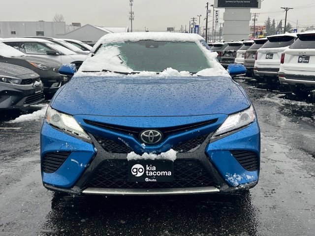 Used 2018 Toyota Camry XSE image 6