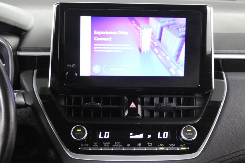 Used 2024 Toyota Corolla Cross XLE FWD image 7