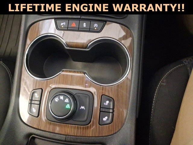 Used 2023 GMC Acadia SLE w/ Driver Convenience Package image 8