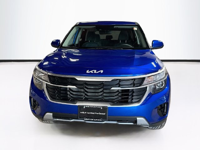 Certified 2024 Kia Seltos LX AWD/4WD image 2