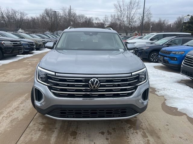 New 2026 Volkswagen Atlas SEL image 2