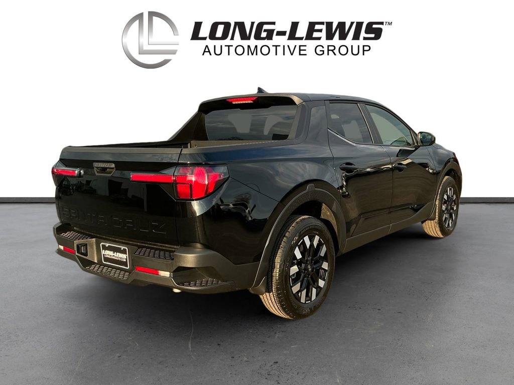 Used 2025 Hyundai Santa Cruz SE image 7