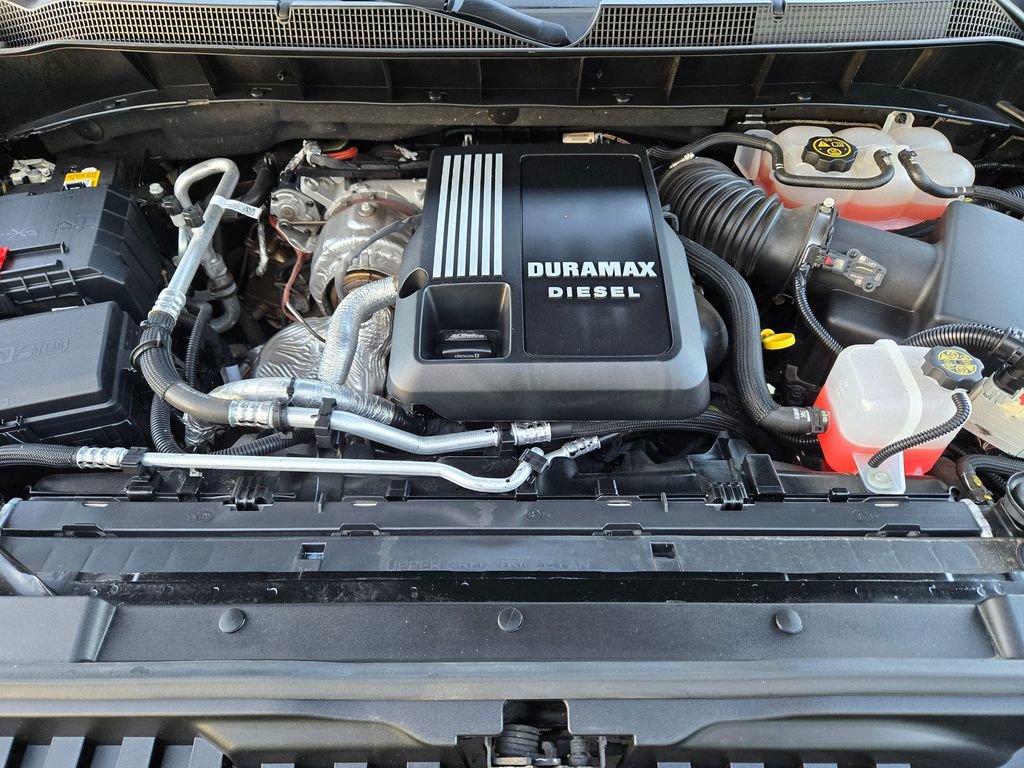 Used 2023 Chevrolet Silverado 1500 LT w/ Z71 Off-Road Package image 34