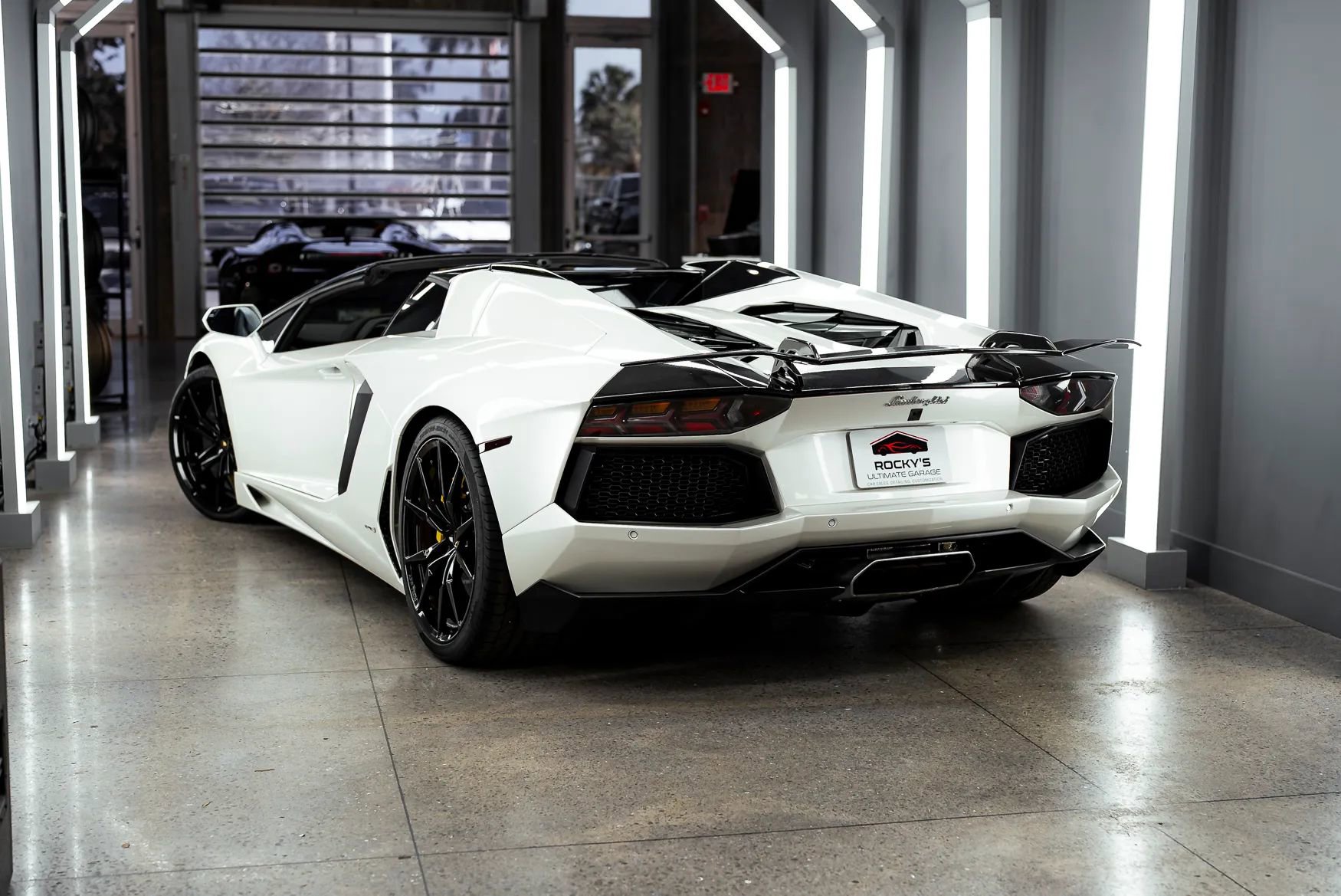 Used 2016 Lamborghini Aventador LP 700-4 image 61