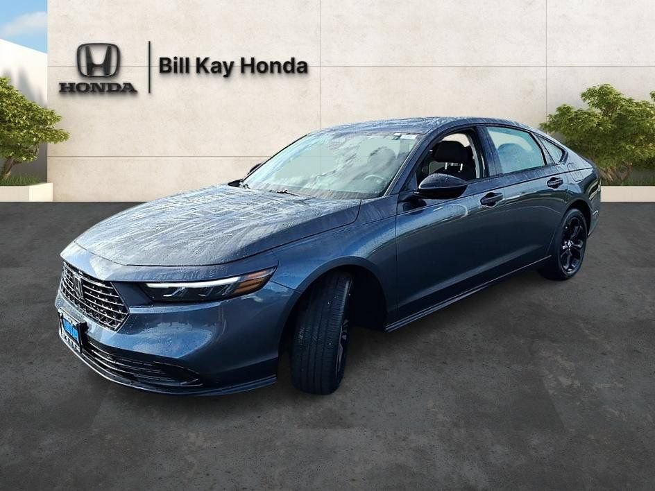 Used 2025 Honda Accord SE image 7