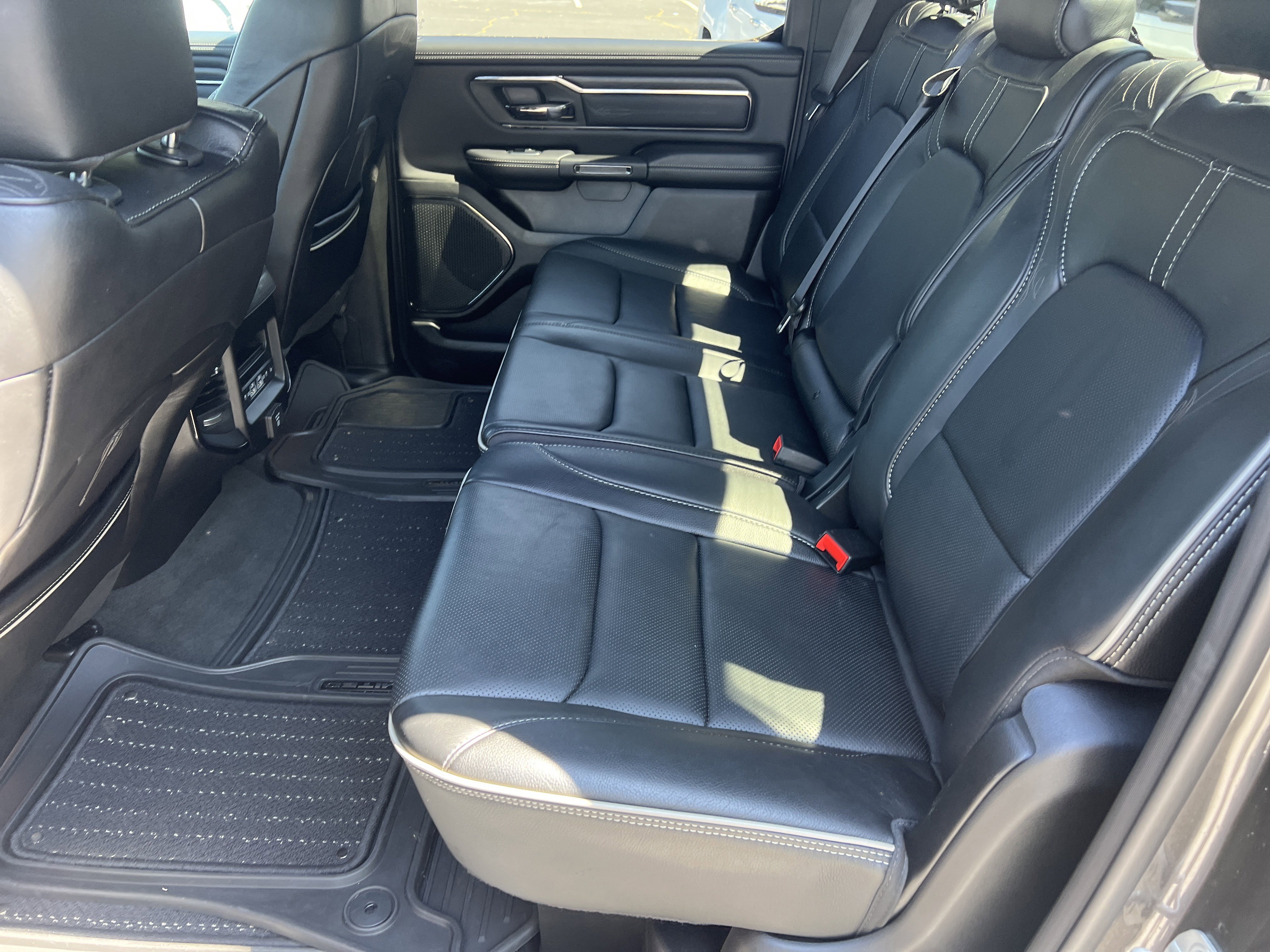 Used 2024 RAM 1500 Limited w/ Body Color Bumper Group AWD/4WD image 26