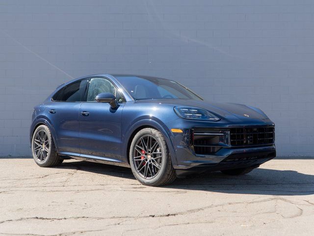 New 2026 Porsche Cayenne GTS image 9