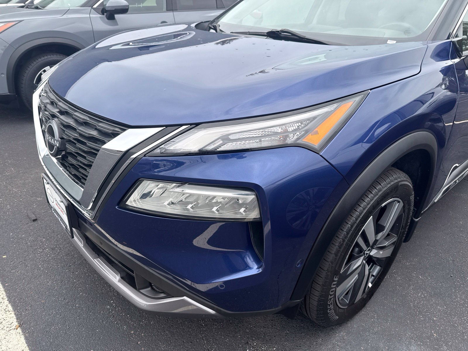 Certified 2022 Nissan Rogue SL w/ SL Premium Package AWD/4WD image 5