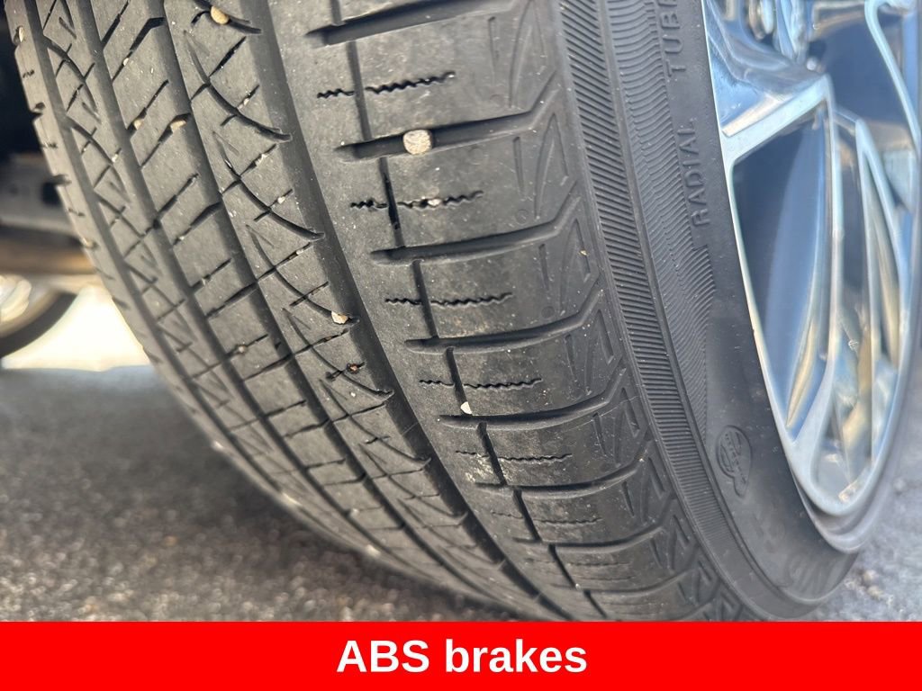 Certified 2019 Toyota Corolla XSE image 20