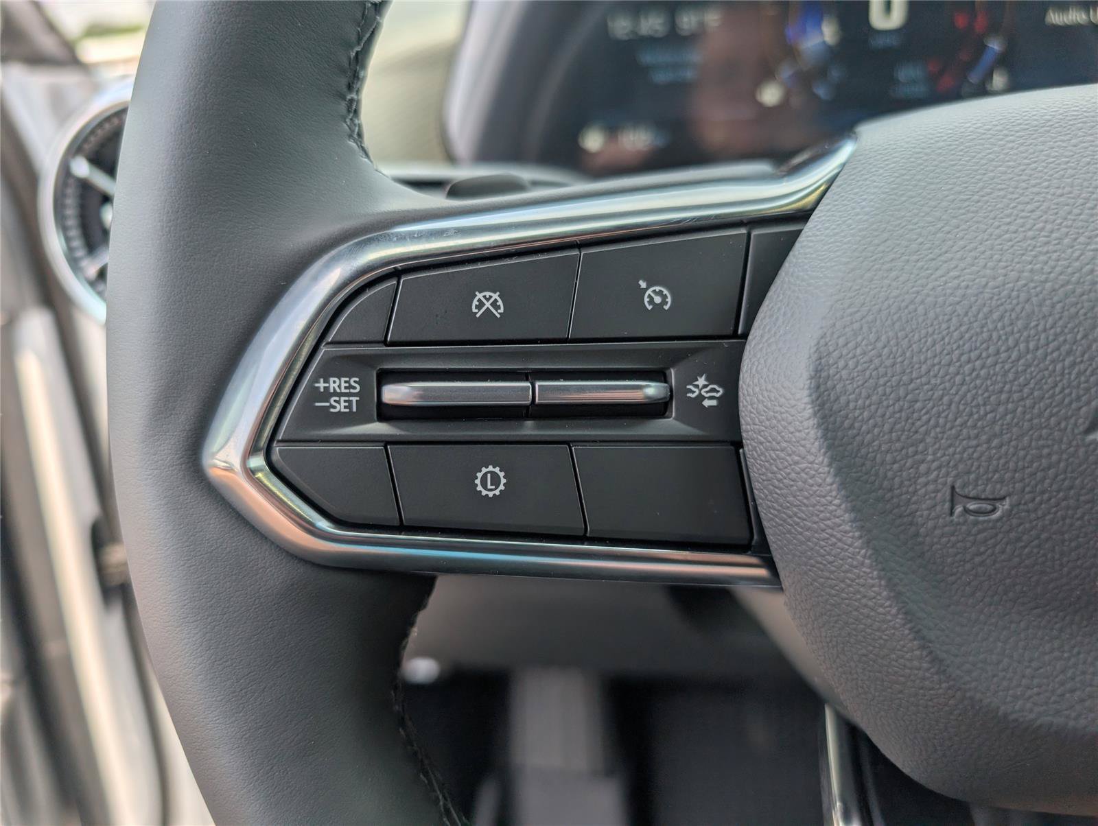 New 2026 Chevrolet Equinox LT FWD image 18