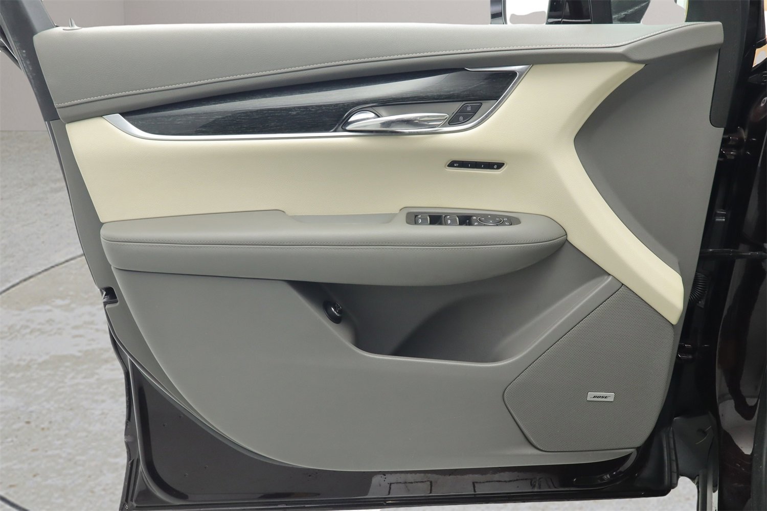 Used 2021 Cadillac XT6 Premium Luxury image 31