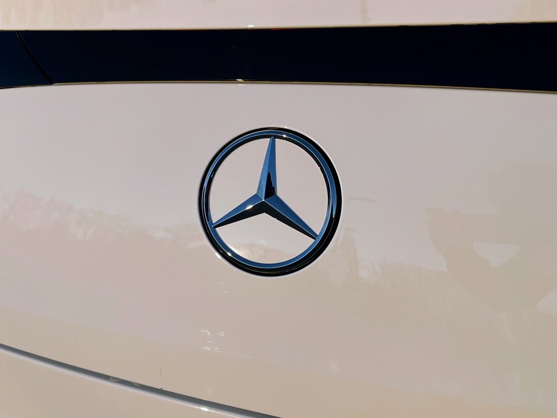 Used 2025 Mercedes-Benz GLC 300 4MATIC NIGHT PKG, AMG LINE PKG image 52