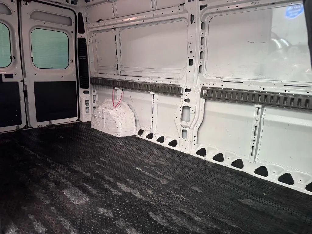 Used 2016 RAM ProMaster 2500 image 18
