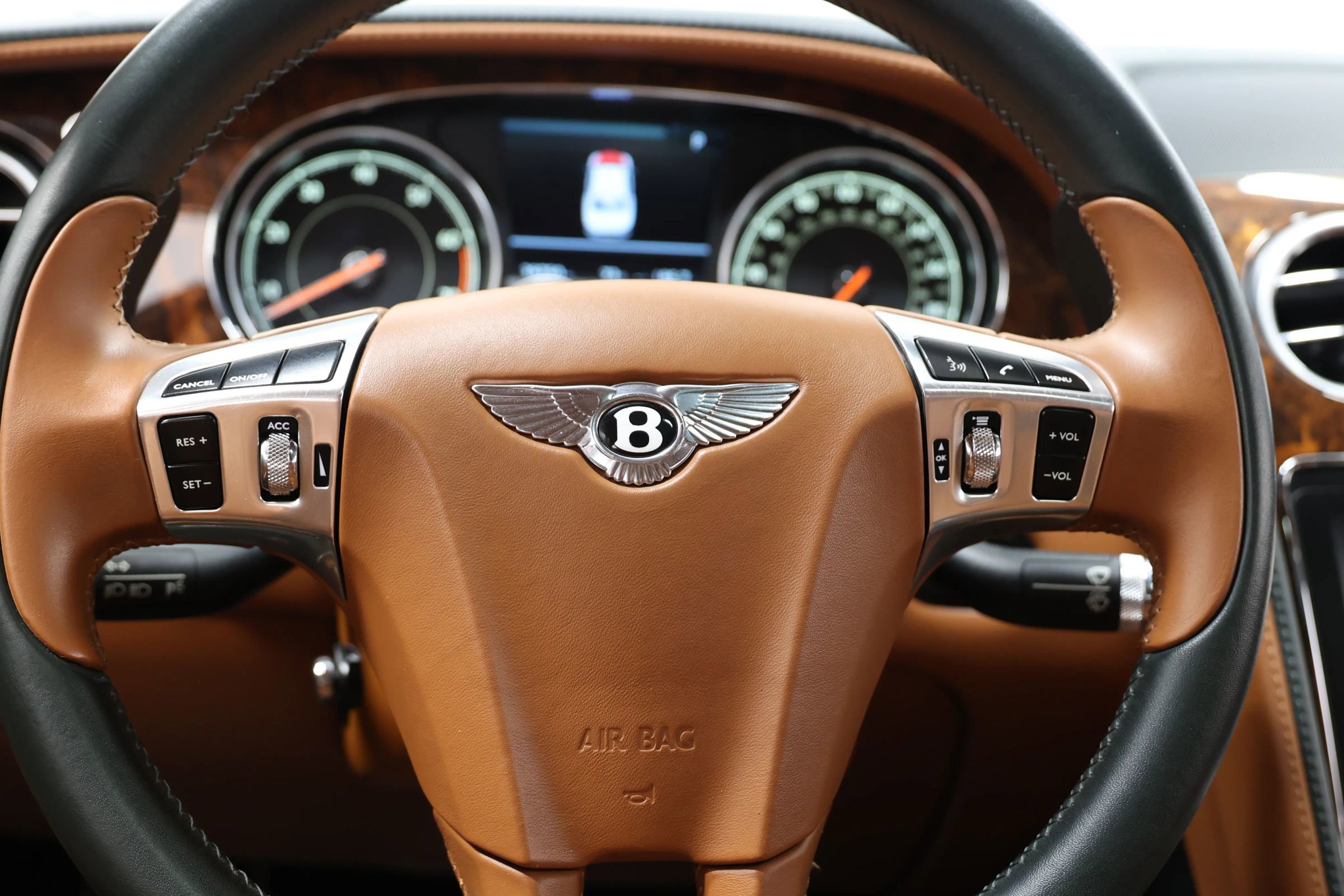 Used 2016 Bentley Flying Spur W12 AWD/4WD image 23