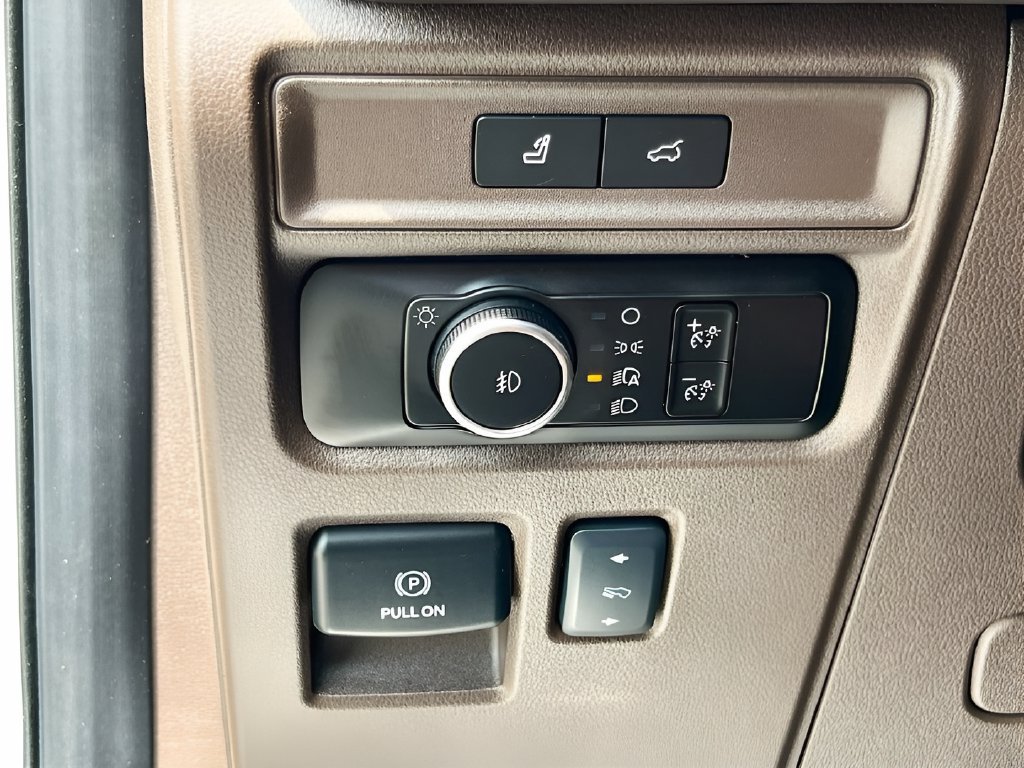 Used 2024 Ford Expedition King Ranch RWD image 10