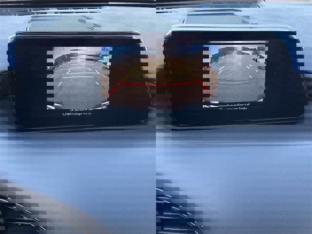 Used 2019 MAZDA MAZDA3 Hatchback w/ Premium Package image 18