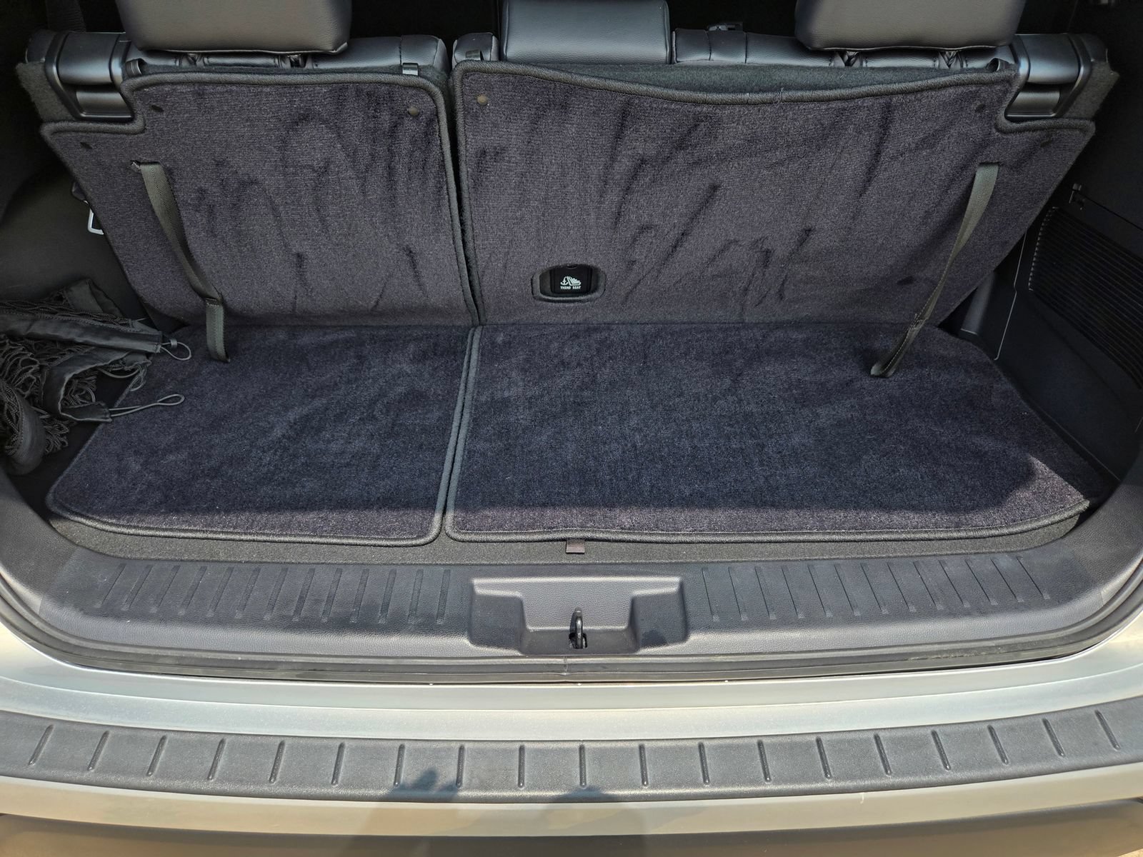 Used 2022 Toyota Highlander XLE FWD image 30