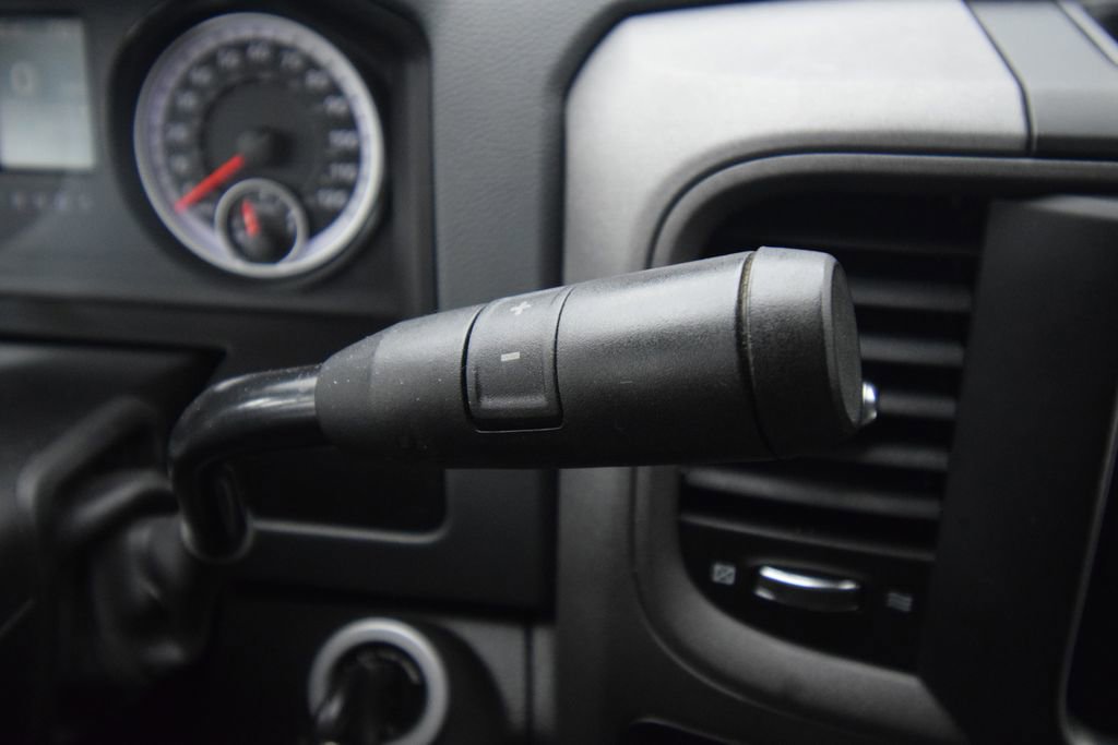 Used 2018 RAM 2500 Tradesman w/ Chrome Appearance Group image 25