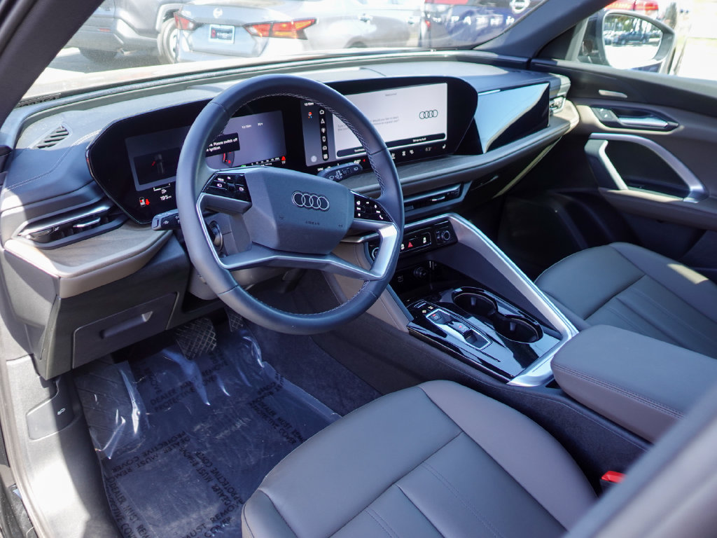Used 2026 Audi Q5 Premium Plus w/ Premium Plus AWD/4WD image 11