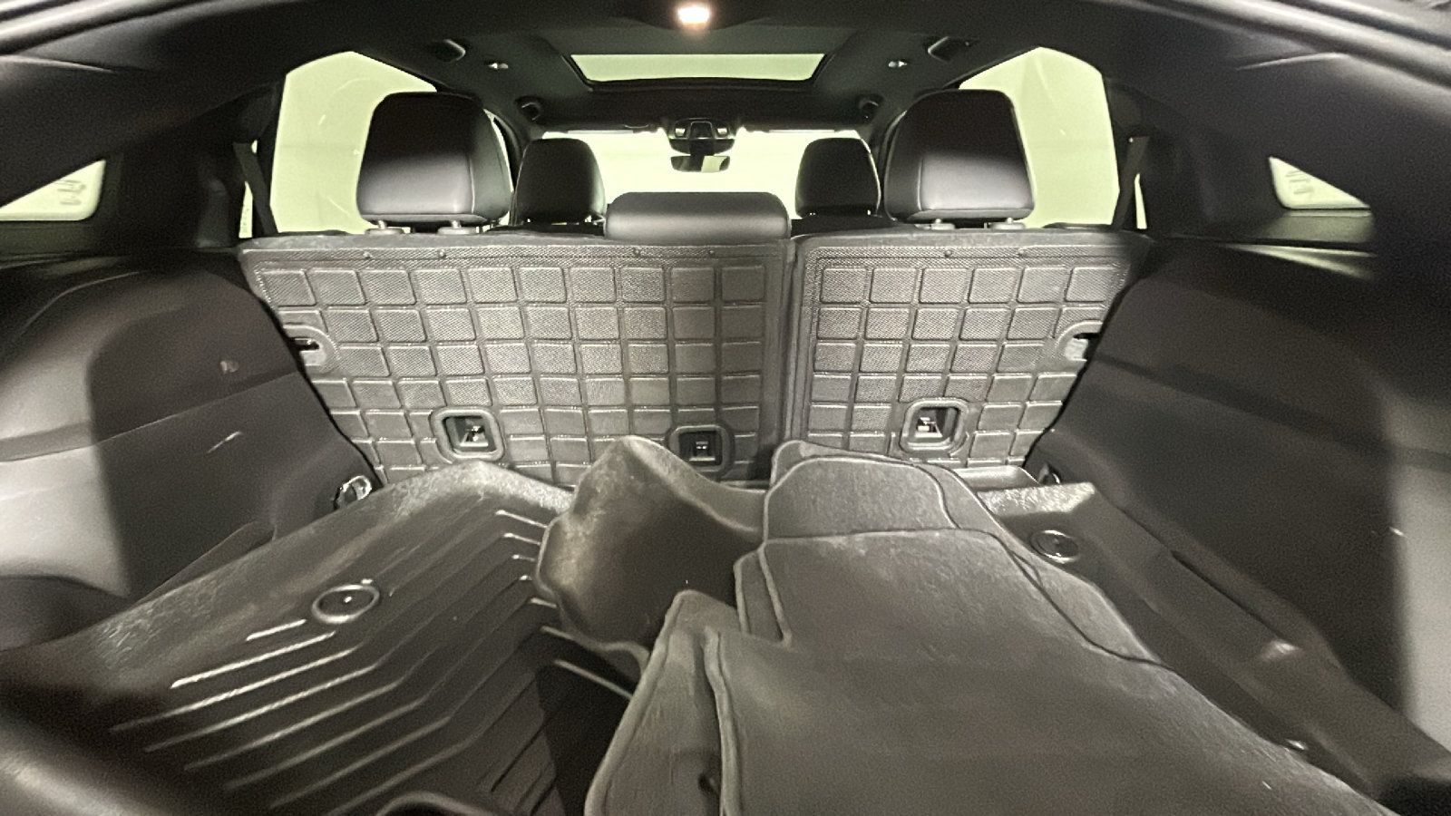 Used 2025 Jeep Wagoneer S Limited AWD/4WD image 34