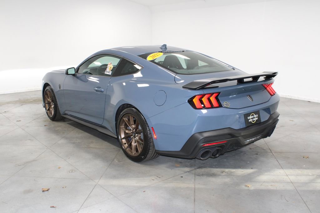 Used 2025 Ford Mustang Dark Horse image 7