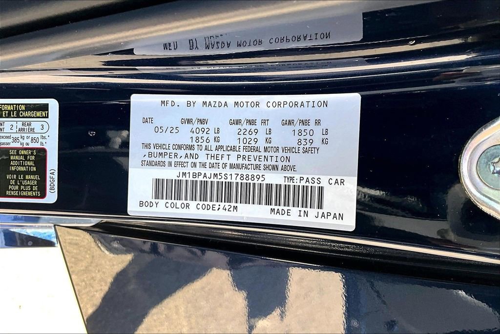 Certified 2025 MAZDA MAZDA3 s FWD image 16