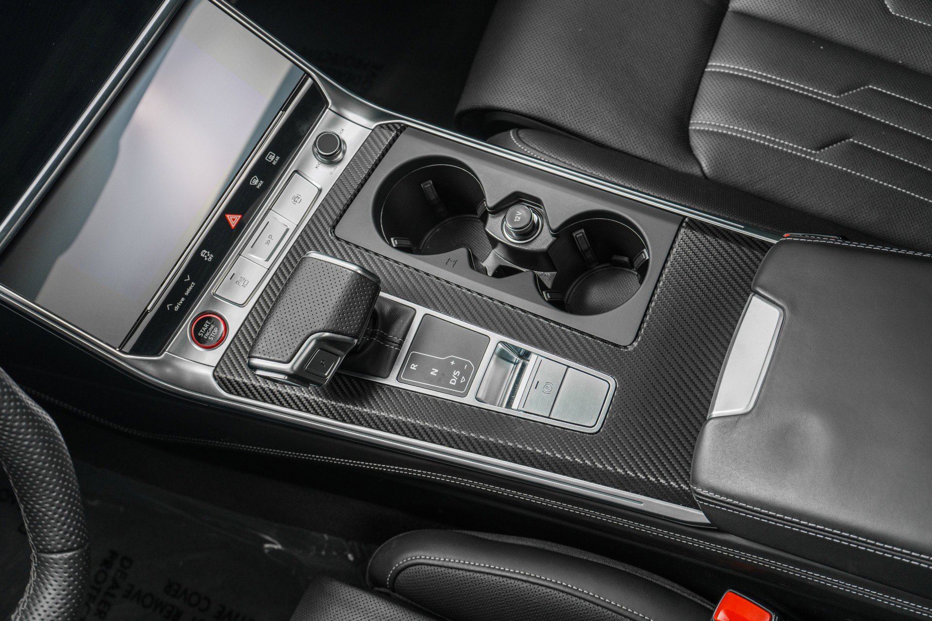 Used 2024 Audi RS 6 performance w/ Black Optic Package image 28