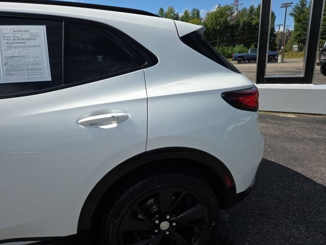 Used 2021 Buick Envision Essence w/ Sport Touring Package AWD/4WD image 38