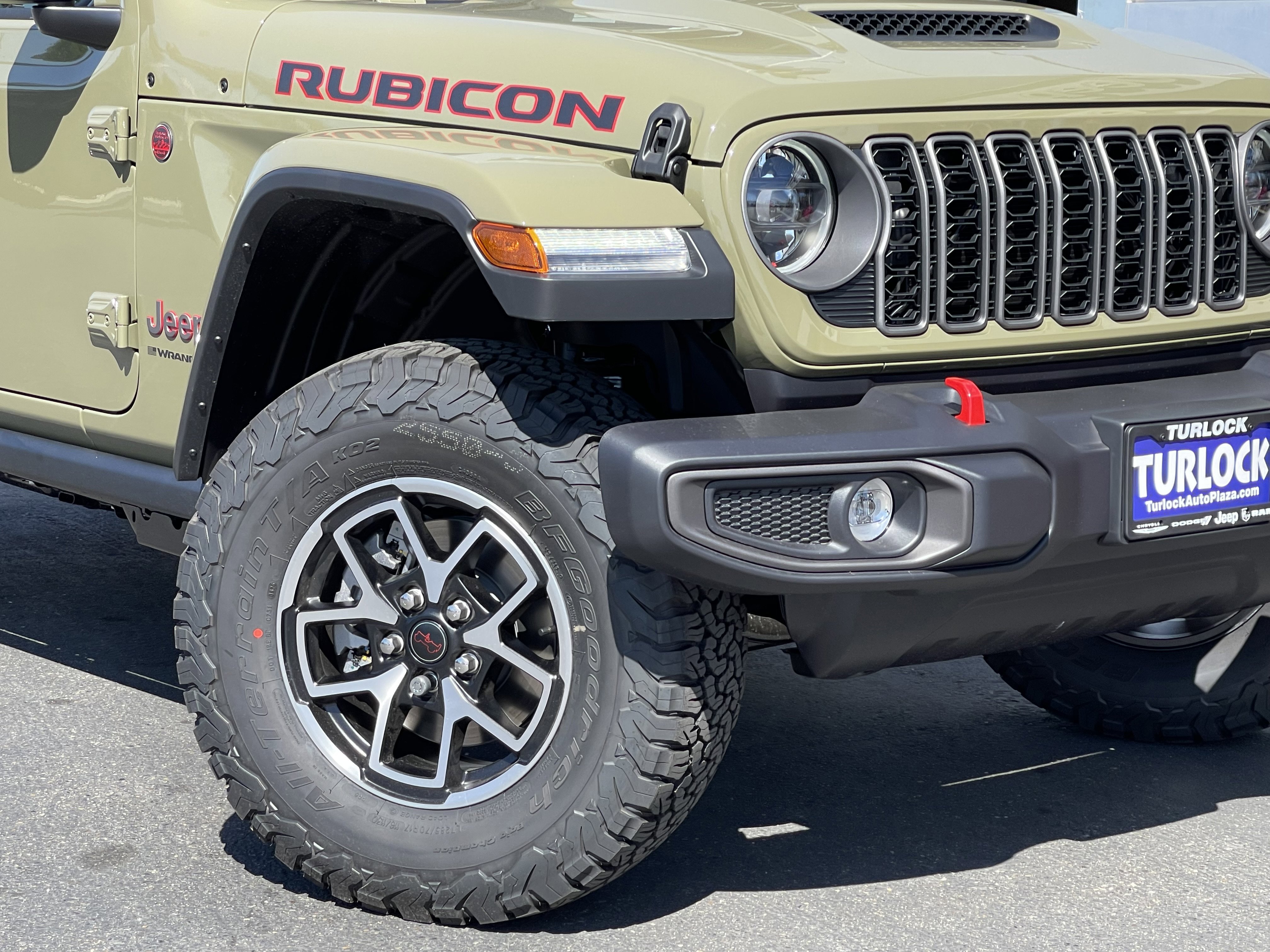 New 2026 Jeep Wrangler Unlimited Rubicon AWD/4WD image 3