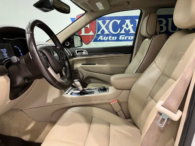 Used 2017 Jeep Grand Cherokee Overland w/ Jeep Active Safety Group image 22