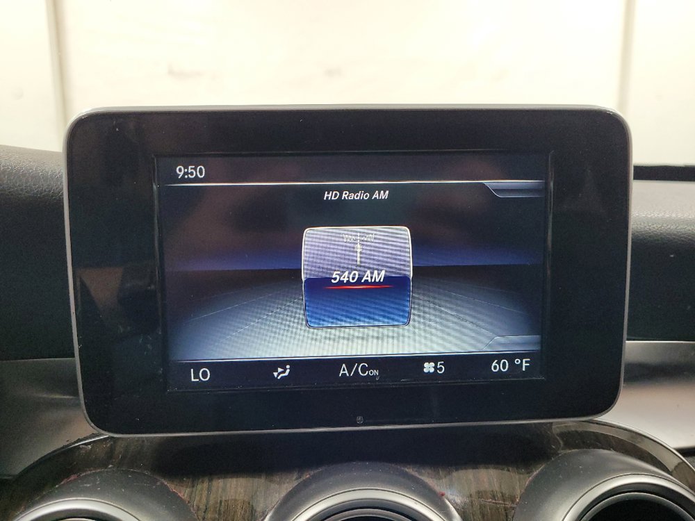 Used 2015 Mercedes-Benz C 300 Sedan image 25