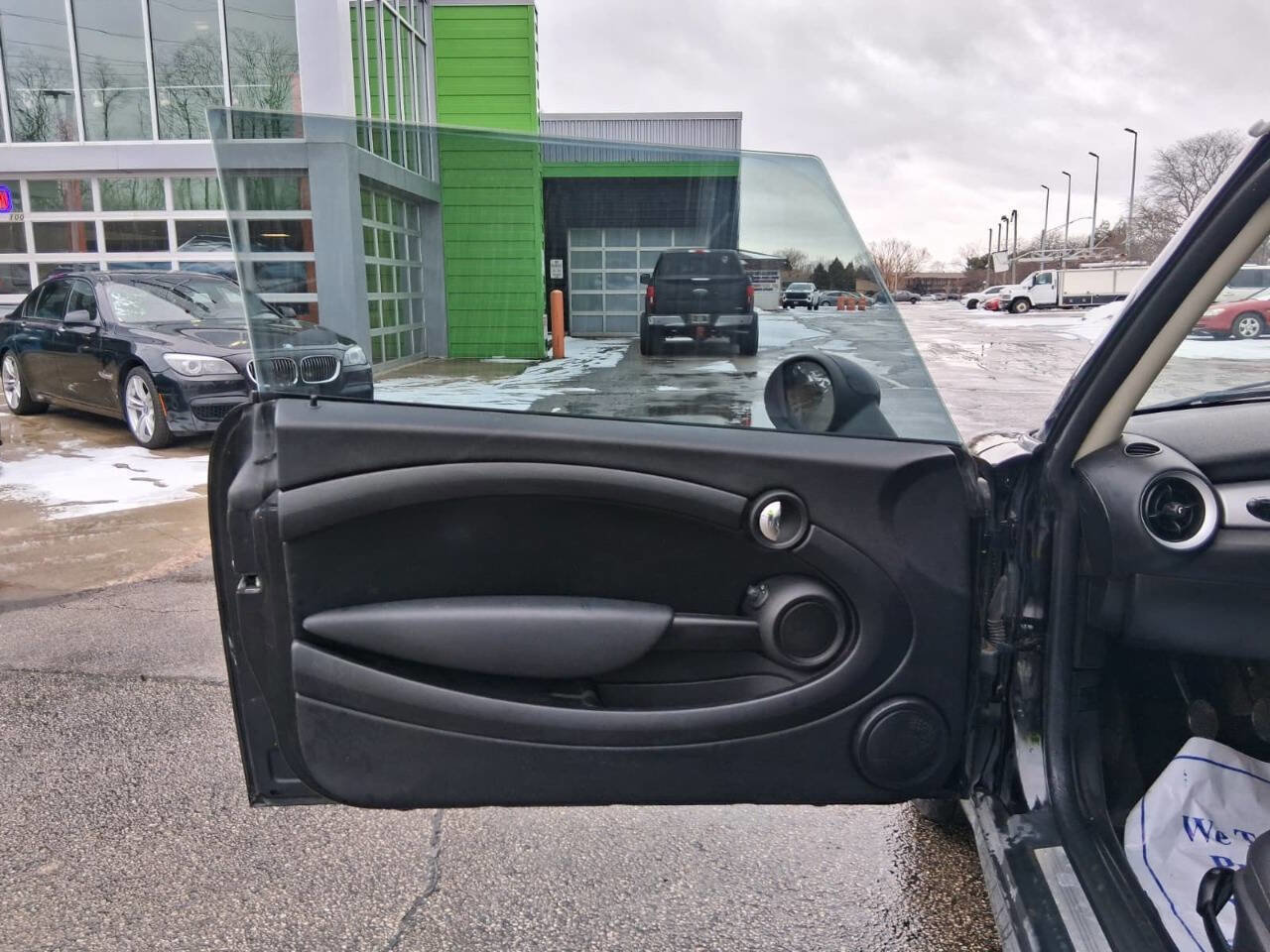 Used 2013 MINI Cooper Hardtop image 12