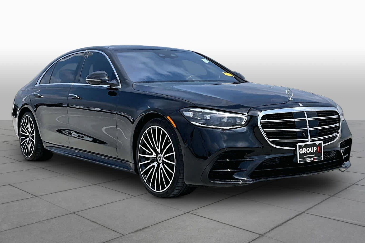 Used 2022 Mercedes-Benz S 580 4MATIC Sedan image 3