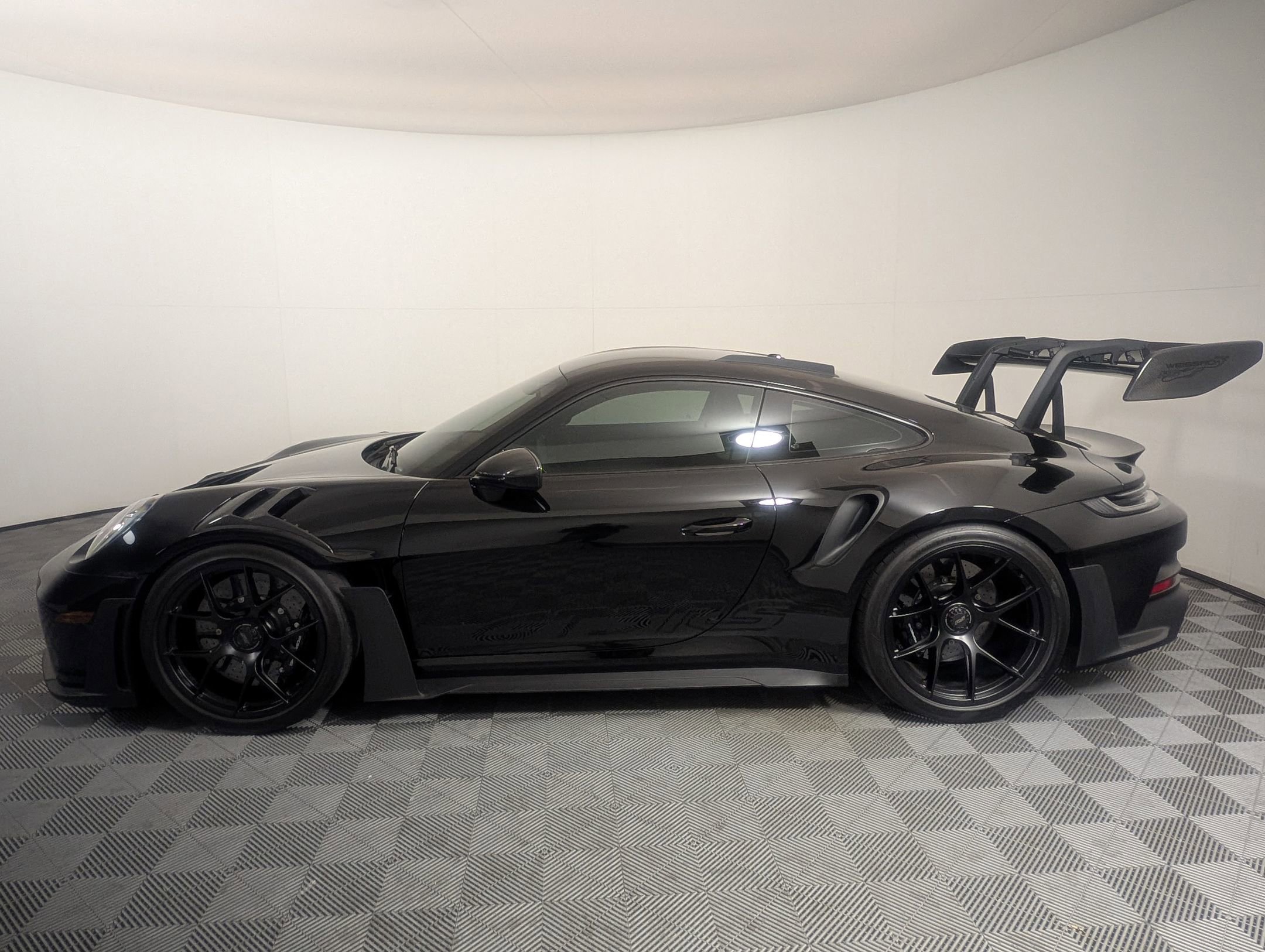 Used 2025 Porsche 911 GT3 RS image 2