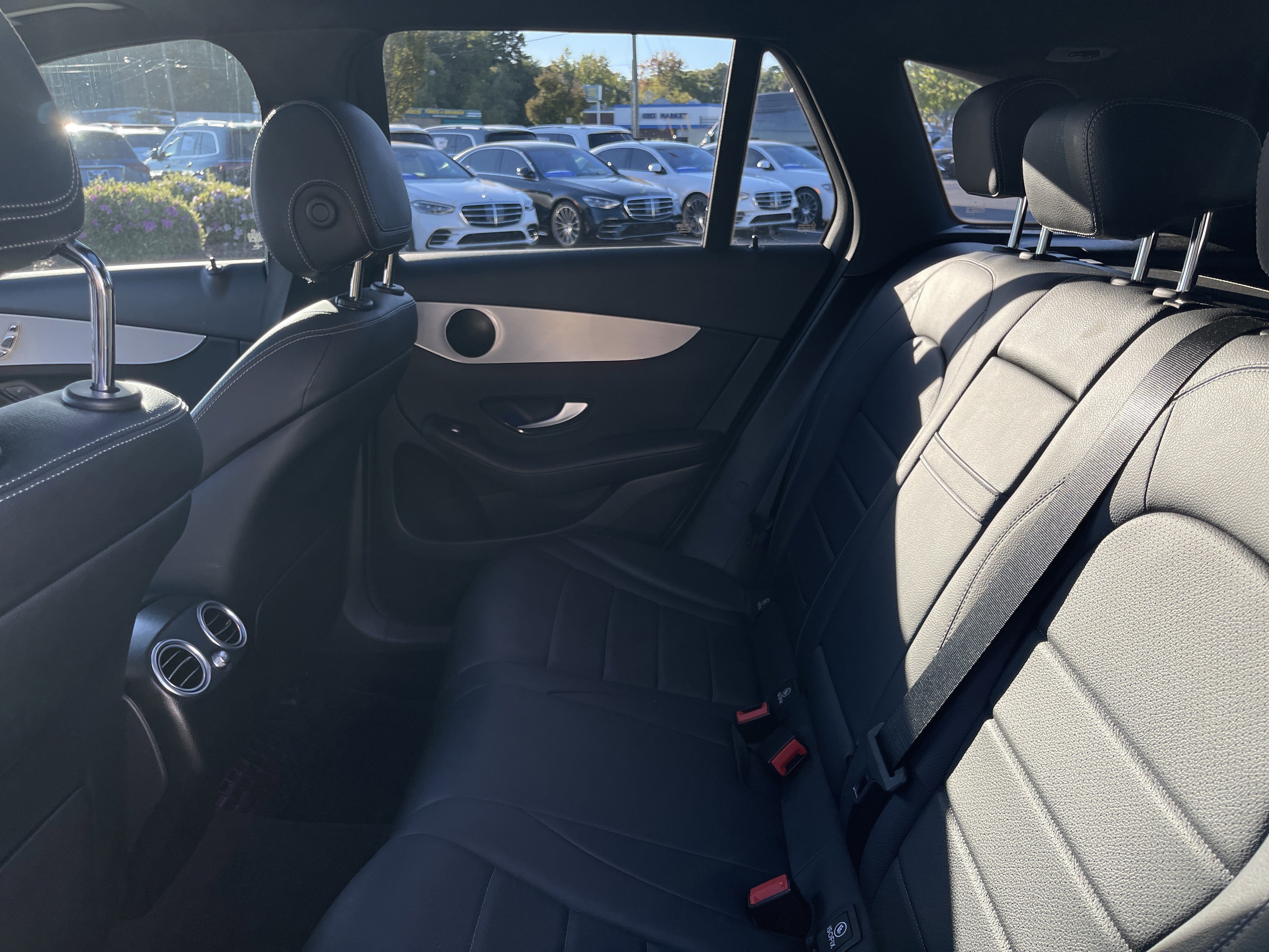 Certified 2021 Mercedes-Benz GLC 300 4MATIC image 32