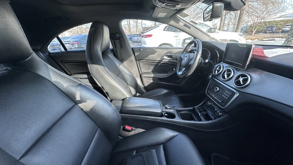 Used 2015 Mercedes-Benz CLA 250 CLA 250 image 5