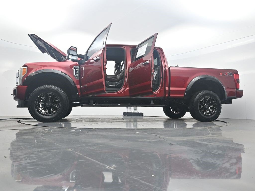 Used 2017 Ford F350 Platinum w/ FX4 Off-Road Package AWD/4WD image 40