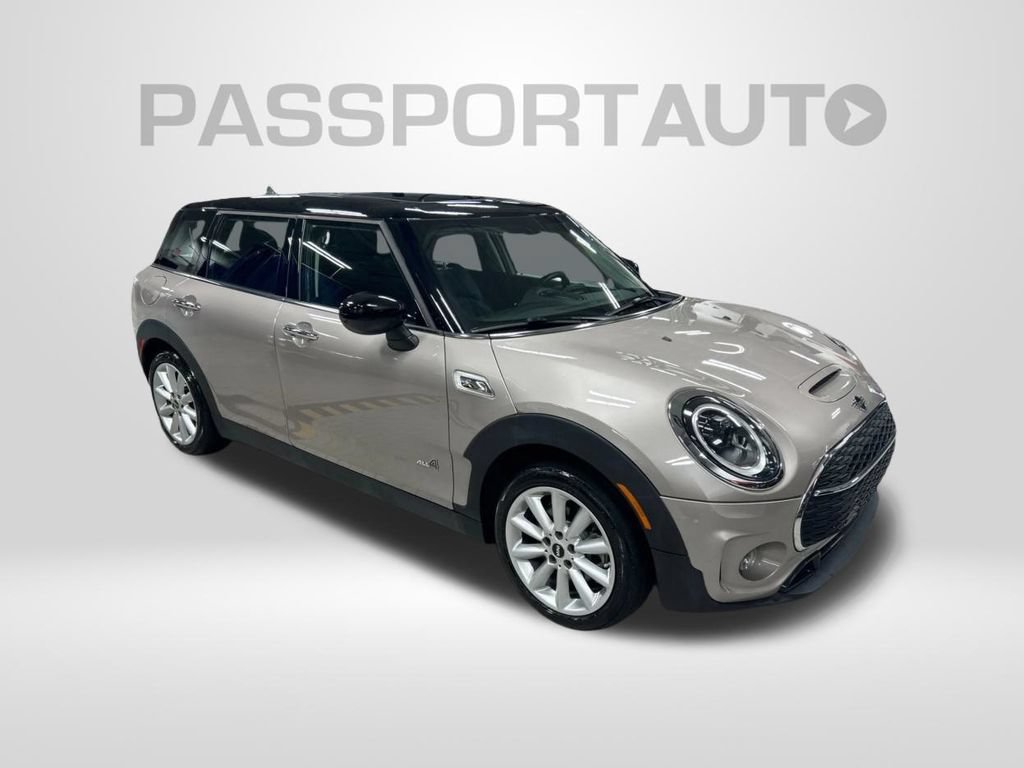 Used 2024 MINI Cooper Clubman S w/ Signature Upholstery Package AWD/4WD image 3