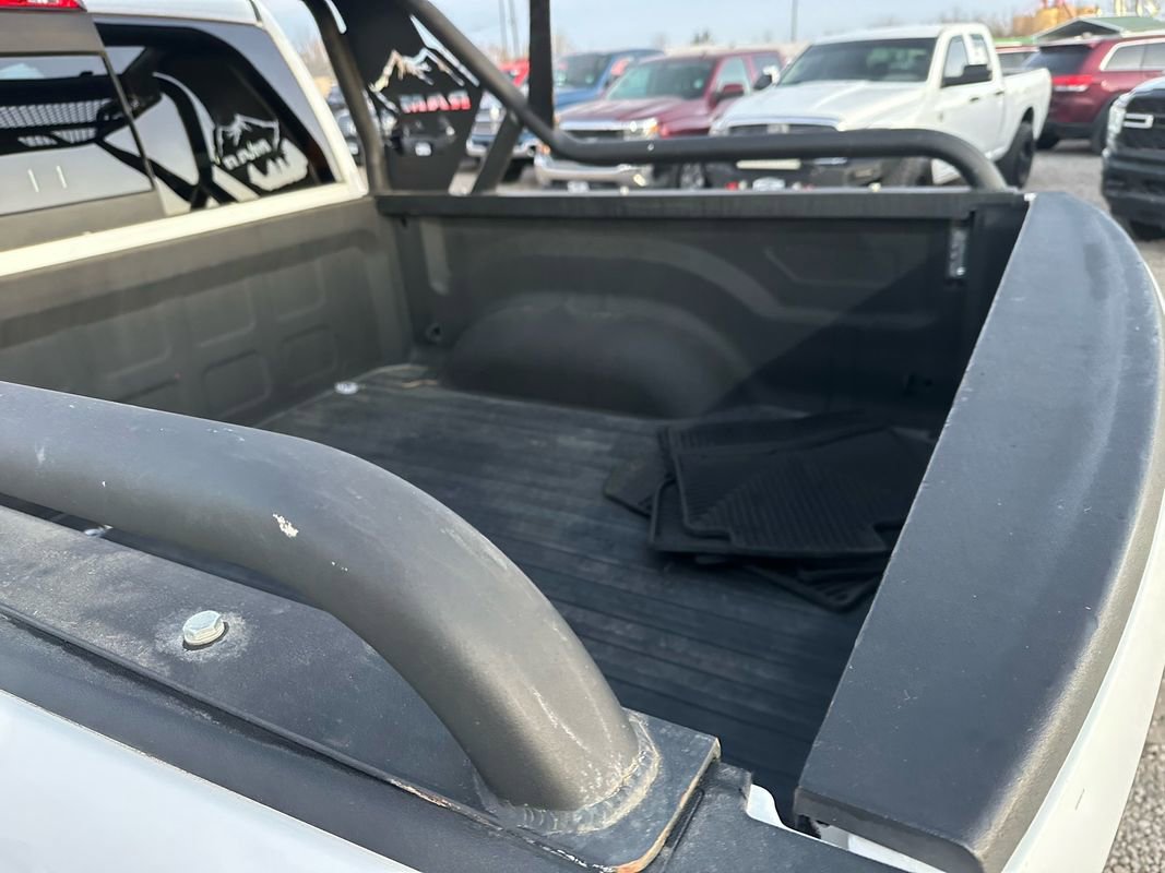 Used 2017 RAM 1500 Rebel w/ Luxury Group image 28