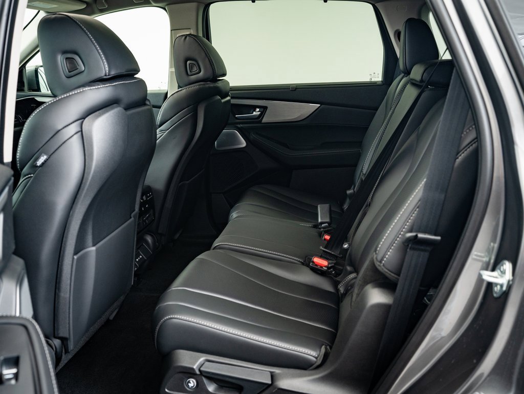 Used 2025 Acura MDX SH-AWD w/ Technology Package image 34