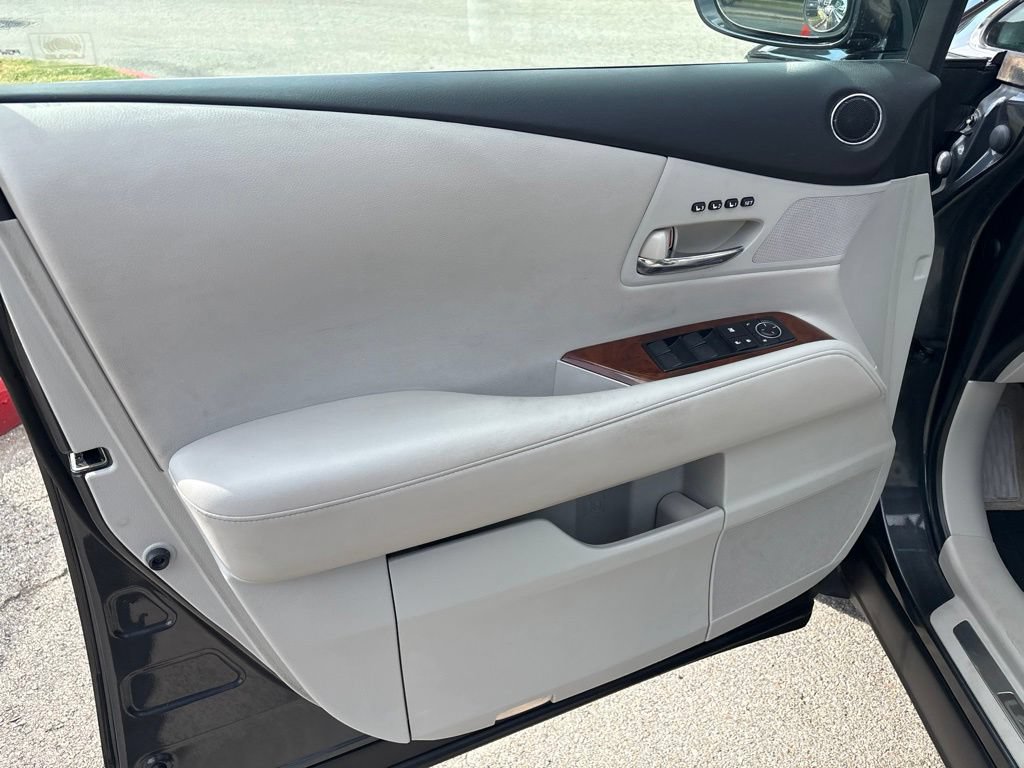 Used 2010 Lexus RX 350 2WD w/ Premium Pkg image 12