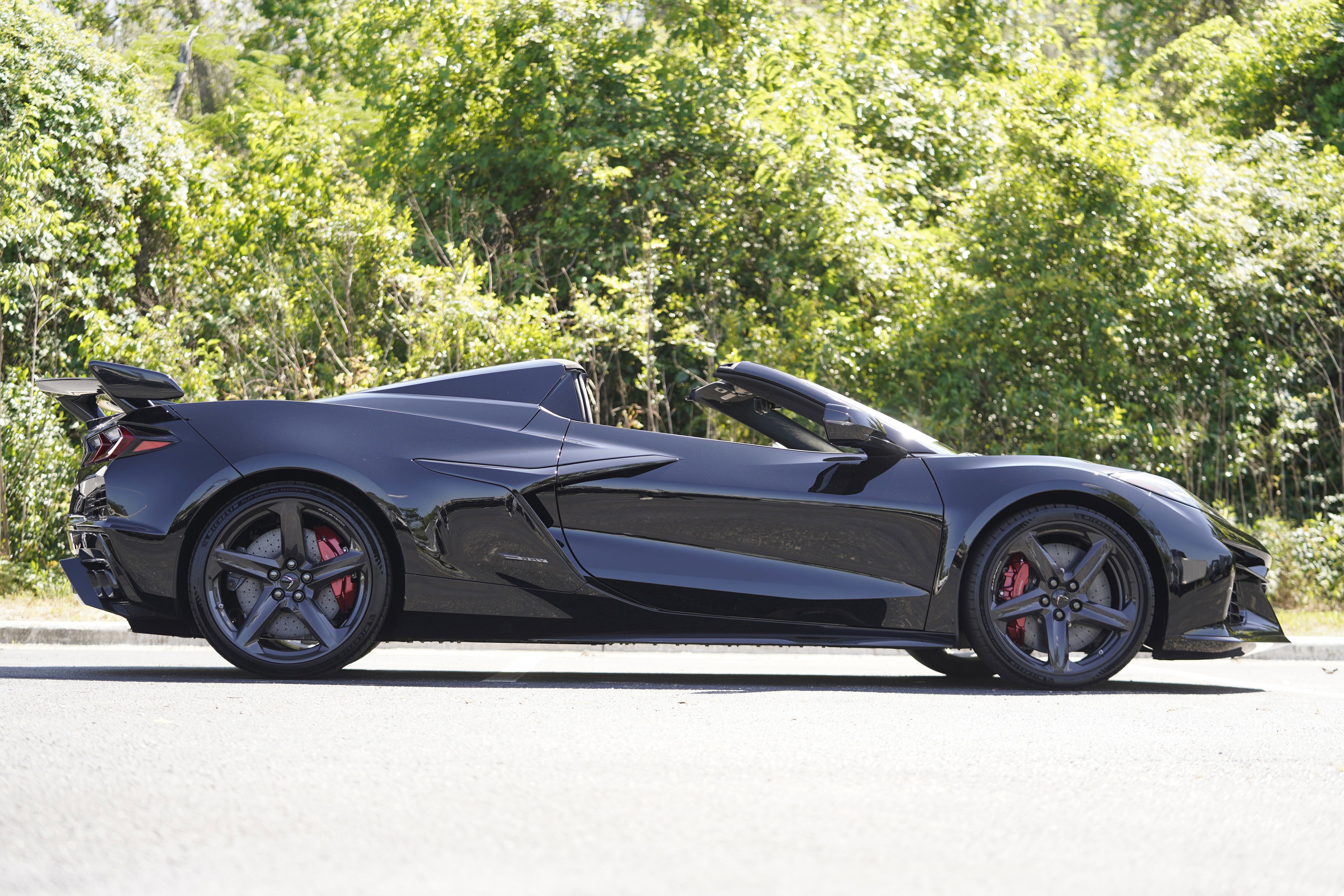 New 2026 Chevrolet Corvette E-Ray AWD/4WD image 7