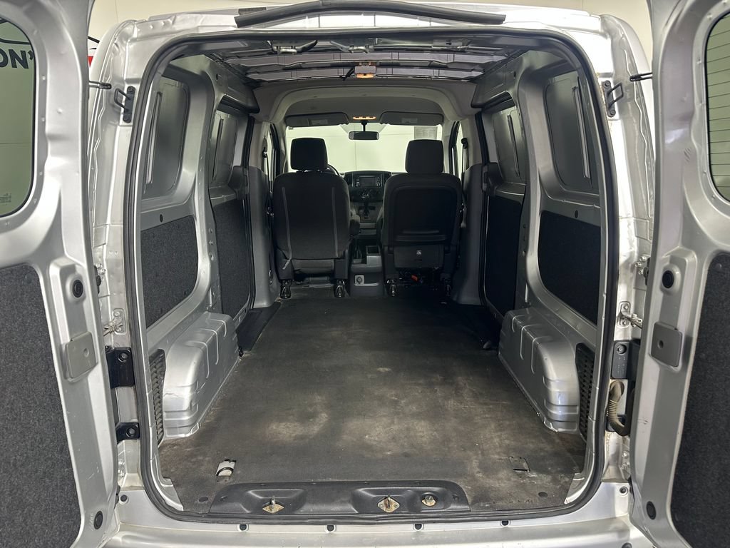 Used 2017 Chevrolet City Express LT w/ Technology Package FWD image 6
