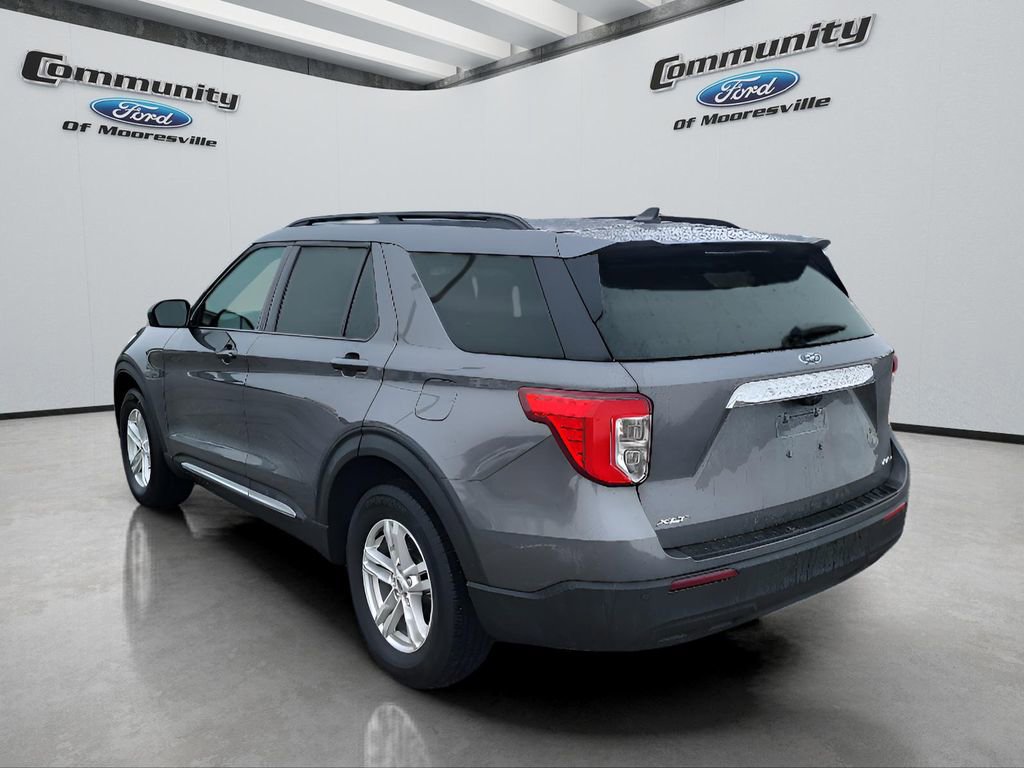 Used 2022 Ford Explorer XLT image 6
