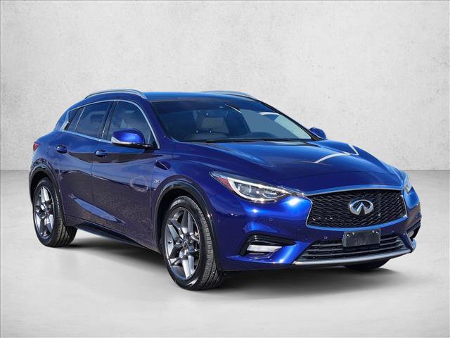 Used 2018 INFINITI QX30 Premium w/ Navigation Package image 3