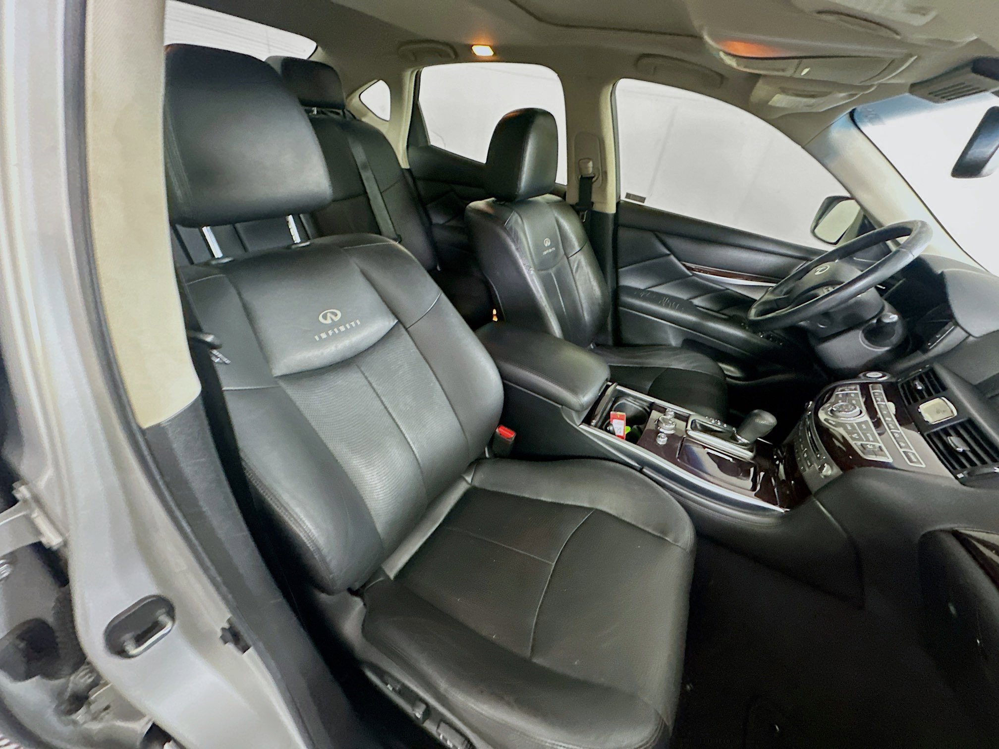 Used 2012 INFINITI M37 x w/ Premium Pkg AWD/4WD image 31